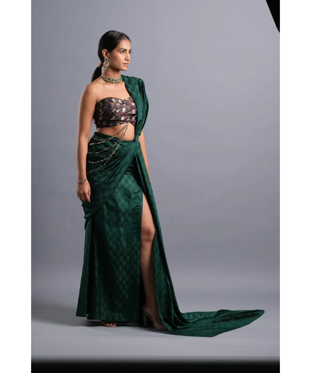 AASTHA SOOD - Emerald green Slit Jacquard silk draped Saree
